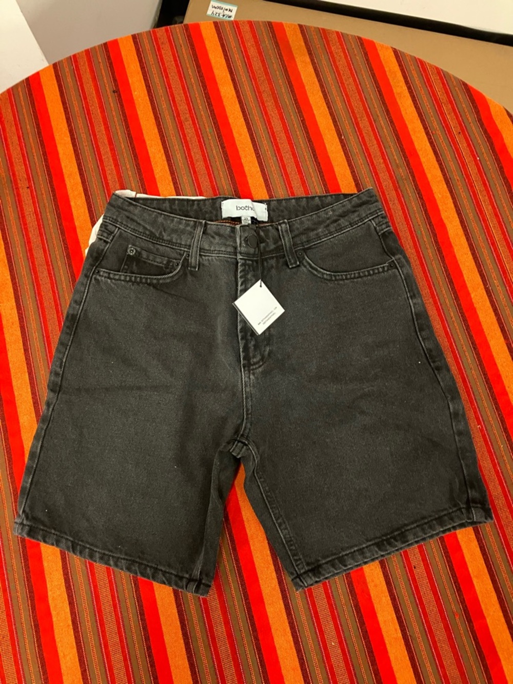 Both& Black Denim Unisex Jean Shorts in size 29